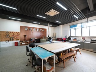 新工棚一楼-现代雕刻中心